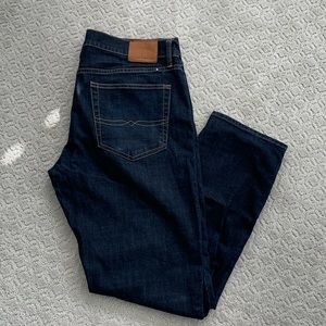 Men’s new without tags. Lucky 121 Heritage slim jeans.  36X 30.